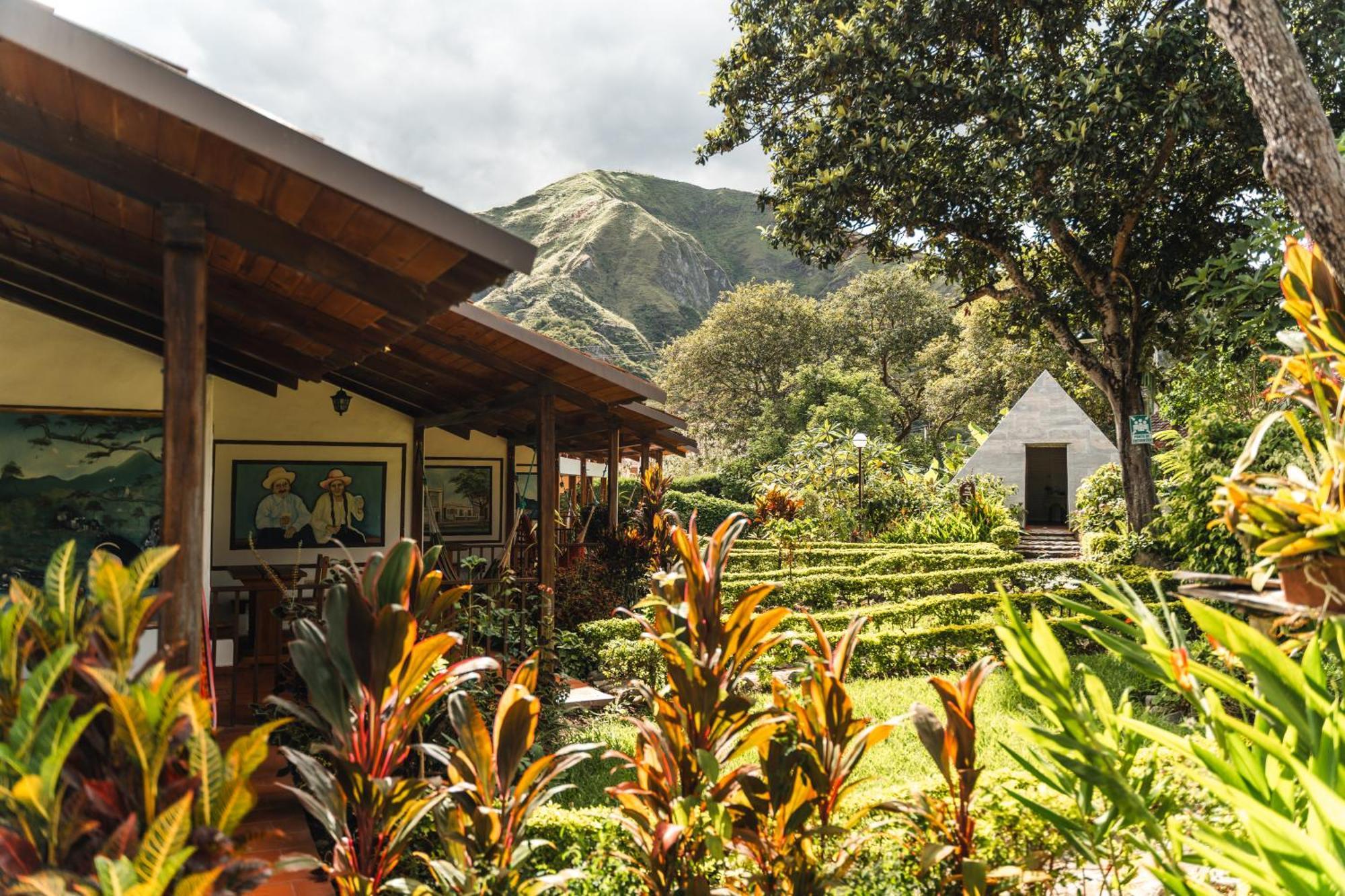 Hosteria Paraiso Vilcabamba Extérieur photo